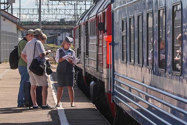 В Анапе в результате столкновения двух автомобилей погиб водитель и пострадали 6 человек