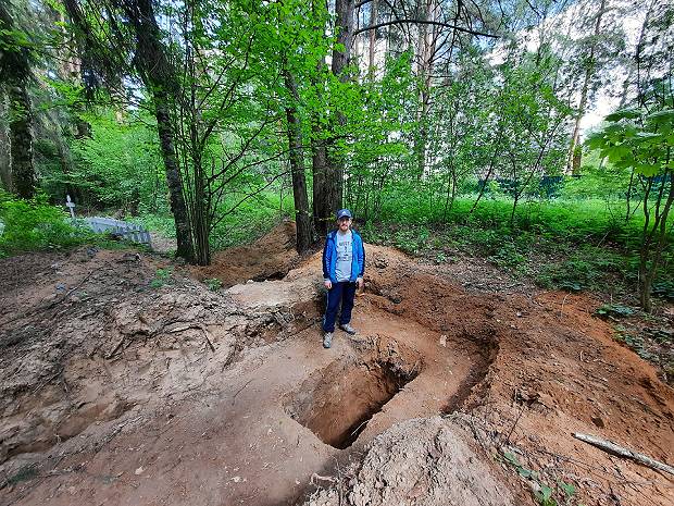 В подмосковье нашли. Василий Чекрыгин могила. Могила Чекрыгина Пушкино. Могила Василия Чекрыгина 1922.